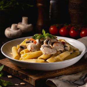 Kremalı Mantarlı Tavuklu Penne | 255,00