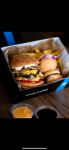 Ulama Burger | 575,00